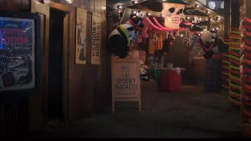 Póster de Halloween de Los Spooky Noches Art Print en Miércoles (S02)