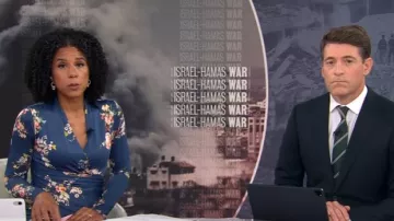 Fourreau floral à manches longues Great Jones porté par Adriana Diaz comme on le voit dans CBS Mornings le 10 septembre 2025