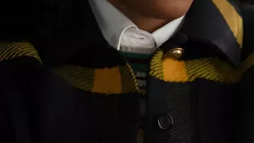 Will Trent S03 Iantha Richardson Yellow Coat worn by Faith Mitchell (Iantha Richardson) as seen in Will Trent (S03E12)