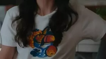 Pack A Bowl Fruit T-Shirt worn by Kate Foster (Catherine Reitman) in Workin' Moms