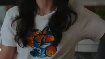 Pack A Bowl Fruit T-Shirt worn by Kate Foster (Catherine Reitman) in Workin' Moms