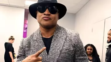 Blazer gris de los MTV Video Music Awards 2025 de LL Cool J