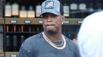 Ne-Yo Grey Graphic T-Shirt worn by Ne-Yo in Ne-Yo - Miss Independent