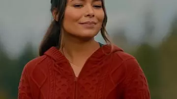 Miranda Cosgrove Hooded Cardigan worn by Dawn (Miranda Cosgrove) in The Wrong Paris