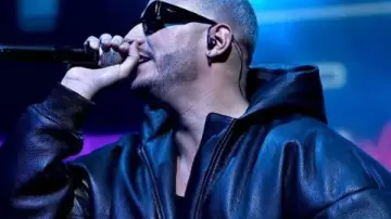 DJ Snake 2025 MTV Video Music Awards Black Leather Jacket of DJ Snake in J Balvin, DJ Snake, Justin Quiles, & Lenny Tavárez Perform 'Zun Zun / Noventa' | 2025 VMAs