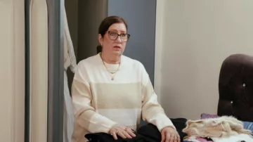 Suéter de H&M usado por Joanne Digesu como se ve en 90 Day Fiancé: The Other Way (S07E01)