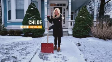 Parka Canada Goose Victoria usada por Chloe como se ve en 90 Day Fiancé: The Other Way (S07E01)