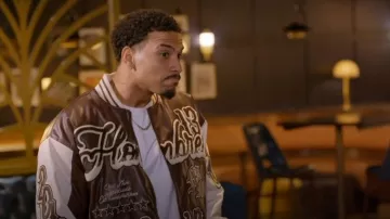 Boohoo Boxy Melton & Pu Ombre Varsity Jacket porté par Louis Russell comme on le voit dans Celebs Go Dating (S14E18)