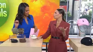 Scanlan Theodore Pleated Rib Cuffed Shirt worn by Laura Jarrett as seen in Today on September 16, 2025