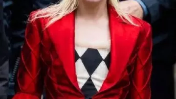 Red Blazer worn by Lee Quinzel (Lady Gaga) in Joker Folie à Deux