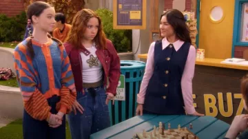 Free People Moxie Jeans worn by Jade Castillo (Carmen Sánchez) as seen in Electric Bloom (S01E02)