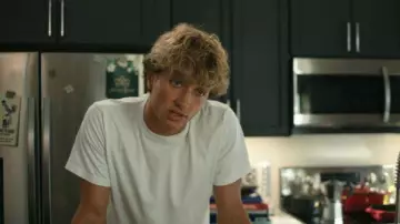 Uniqlo AIRism Cotton T Shirt worn by Jeremiah Fisher (Gavin Casalegno) as seen in The Summer I Turned Pretty (S03E11)