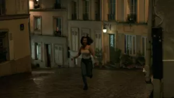 Salomon XT 6 Gore Tex Black/Silver Sneakers worn by Isabel 'Belly' Conklin (Lola Tung) as seen in The Summer I Turned Pretty (S03E11)