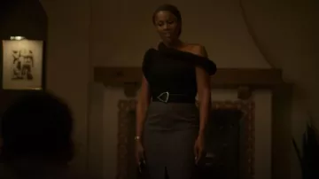 Cinturón de cuero Isabel Marant Idiani usado por Jax Stewart (Emayatzy Corinealdi) como se ve en Duda razonable (S03E02)