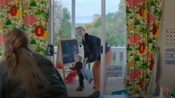 Blundstones Classics Chelsea Boots worn by Mandy Bond (Bella Heathcote) as seen in Scrublands (S02E02)