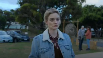 Levi's Original Sherpa Trucker Jacket worn by Mandy Bond (Bella Heathcote) as seen in Scrublands (S02E03)
