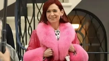 Elsbeth Pink Fur Trim Leather Coat worn by Elsbeth Tascioni (Carrie Preston) as seen in Elsbeth (S03E02)