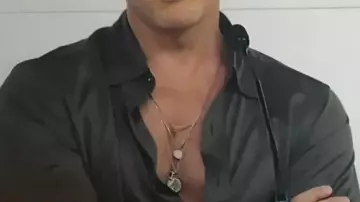 Camisa de seda usada por Sonny Hayes (Brad Pitt) en F1 The Movie