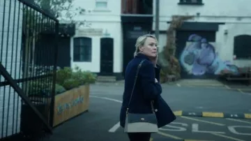Metier Roma Bag worn by Laura (Robin Wright) as seen in The Girlfriend (S01E05)