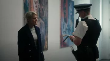 Ralph Lauren Knit Double-Breasted Blazer worn by Laura (Robin Wright) as seen in The Girlfriend (S01E06)