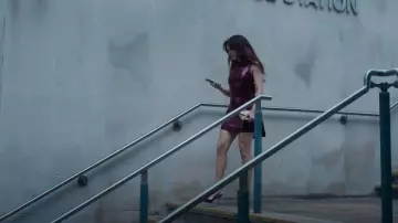 Saint Laurent Patent Leather Vendome Pumps 110 worn by Cherry (Olivia Cooke) as seen in The Girlfriend (S01E06)