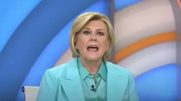 Michael Kors Hansen Shirt worn by Anne Thompson as seen in Today on September 19, 2025