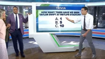 Baskets New Balance BB480 portées par Steve Kornacki comme on le voit dans Today le 19 septembre 2025