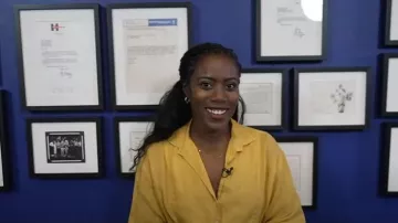 Camisa de Ramie anudada de Zara usada por Priscilla Thompson como se ve en Today el 19 de septiembre de 2025