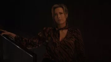 Laundry by Shelli Segal Animal Print Blouse worn by Sofia Caccimelio (Téa Leoni) as seen in Only Murders in the Building (S05E05)