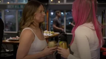 Débardeur bustier en tricot Babaton Sculpt porté par Lauren O’Brien comme on le voit dans Love Is Blind (S08E11)