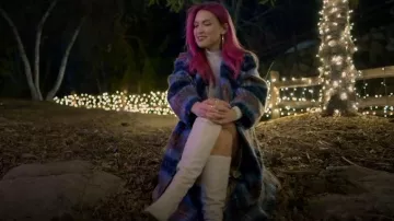 Urban outfitters UO Oversized Plaid Wool Overcoat worn by Madison Errichiello as seen in Love Is Blind (S08E11)