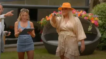 Robe en or pour femmes de River Island portée par Saffron Lempriere comme on le voit dans The Only Way Is Essex (S35E09)