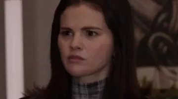 Only Murders In The Building S05 Selena Gomez Plaid Turtleneck Top of Mabel Mora (Selena Gomez) in Only Murders in the Building