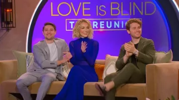 Deme By Gabriella Elise Bleu Electrique Robe Maxi Ruchée Ajustée portée par Meg Fink comme on le voit dans Love Is Blind (S08E14)