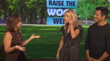 Gilet en tricot structuré Maeve porté par Victoria Lily Shaffer comme on le voit en LIVE avec Kelly et Mark le 19 septembre 2025