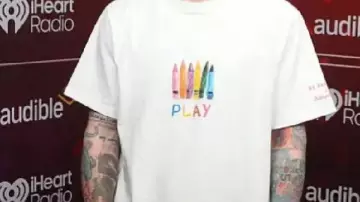 Ed Sheeran worn by Ed Sheeran in Stay in and watch Ed Sheeran perform at Heart Live ????