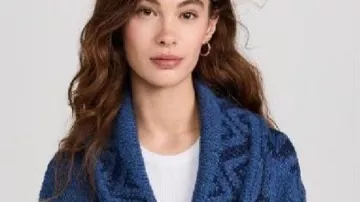 The Girlfriend Robin Wright Blue Knit Cardigan worn by Laura (Robin Wright) in The Girlfriend (S01)