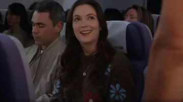 Suéter de cuello redondo floral de anís Rails usado por Becca Frank (Billie Lourd) como se ve en Mid-Century Modern (S01E03)