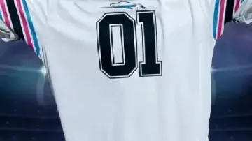 Camiseta de fútbol usada por MrBeast en Mr Beast X UR Cristiano ☠️ #cristiano #urcristiano #mrbeast #ronaldo