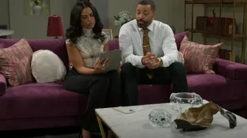 Garcia Top de manga corta con detalle de cuerda frontal usado por Dani Dupree (Karla Cheatham Mosley) como se ve en Beyond the Gates (S01E131)