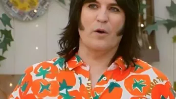 Camiseta de tomate Great British Bake Off S16 usada por Noel Fielding como se ve en The Great British Bake Off