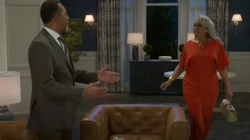 Bolso Brahmin Dayan en Fern Williamette usado por Anita Dupree (Tamara Tunie) como se ve en Beyond the Gates (S01E132)