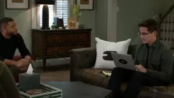 Reiss Burley Shirt worn by Bradley 'Smitty' Smith (Mike C. Manning) as seen in Beyond the Gates (S01E133)