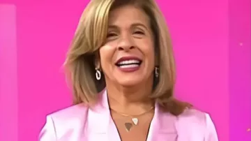 Today Show Hoda Kotb Blazer de satén rosa usado por Hoda Kotb como se ve en Today