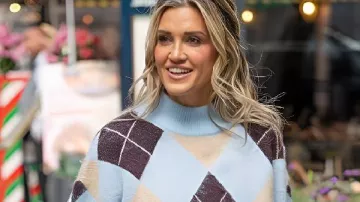 Ashley Roberts Pull à blocs de couleurs Heart Breakfast Show en Heart UK | Breakfast Show - Nouveaux Jingles | Jamie et Amanda