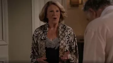 Natori Enchant Chemise worn by Sybil Schneiderman (Linda Lavin) as seen in Mid-Century Modern (S01E08)