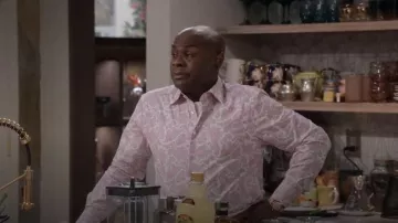Camisa de mezcla de algodón Etro Roma usada por Arthur Broussard (Nathan Lee Graham) como se ve en Mid-Century Modern (S01E09)
