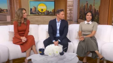 Vestido de punto acanalado Jason Wu usado por Rhiannon Ally como se ve en Good Morning America el 25 de septiembre de 2025