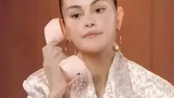 Fan Phone Call 2025 Selena Gomez Veste à double boutonnage