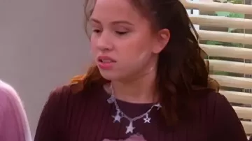 Jade Castillo Electric Bloom 2025 Star Cropped Sweater worn by (Carmen Sánchez) as seen in Electric Bloom (S01)